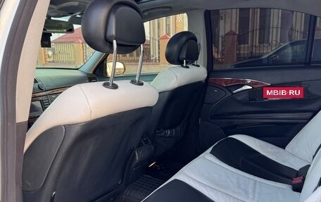 Mercedes-Benz E-Класс, 2004 год, 650 000 рублей, 14 фотография