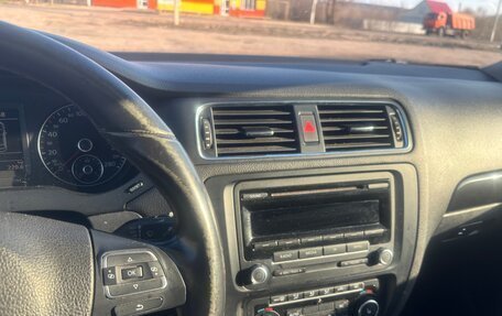 Volkswagen Jetta VI, 2012 год, 550 000 рублей, 11 фотография