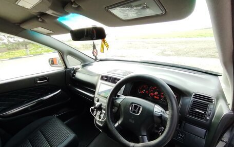 Honda Stream I рестайлинг, 2004 год, 800 000 рублей, 14 фотография