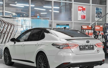Toyota Camry, 2021 год, 3 195 000 рублей, 4 фотография