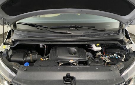 Hyundai H-1 II рестайлинг, 2018 год, 2 550 000 рублей, 18 фотография
