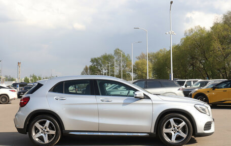 Mercedes-Benz GLA, 2019 год, 2 300 000 рублей, 4 фотография
