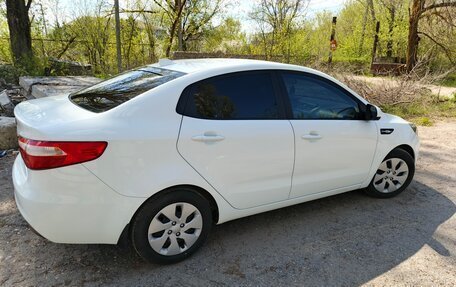 KIA Rio III рестайлинг, 2013 год, 1 100 000 рублей, 5 фотография