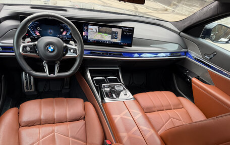 BMW 7 серия, 2022 год, 13 500 000 рублей, 19 фотография