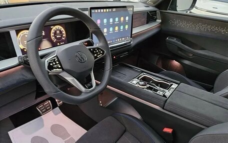 Volkswagen Teramont, 2026 год, 6 090 000 рублей, 10 фотография