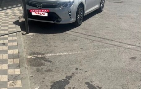 Toyota Camry, 2014 год, 2 фотография