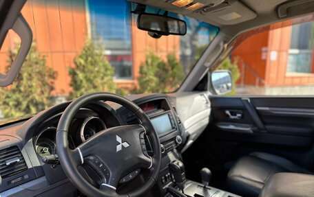 Mitsubishi Pajero IV, 2012 год, 1 760 000 рублей, 10 фотография