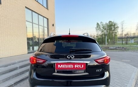Infiniti FX II, 2012 год, 1 850 000 рублей, 11 фотография