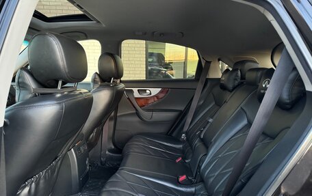 Infiniti FX II, 2012 год, 1 850 000 рублей, 24 фотография