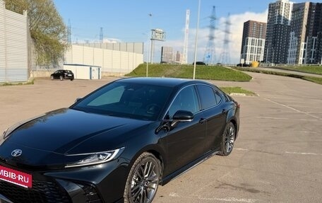 Toyota Camry, 2025 год, 3 750 000 рублей, 9 фотография