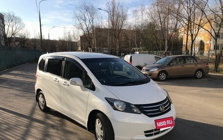 Honda Freed I, 2010 год, 1 070 000 рублей, 1 фотография