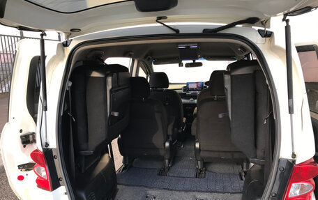 Honda Freed I, 2010 год, 1 070 000 рублей, 11 фотография
