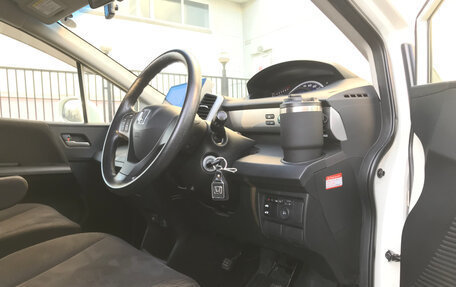 Honda Freed I, 2010 год, 1 070 000 рублей, 13 фотография