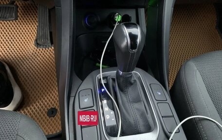 Hyundai Santa Fe III рестайлинг, 2013 год, 1 370 000 рублей, 10 фотография