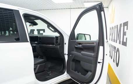 Chevrolet Silverado, 2025 год, 10 999 000 рублей, 23 фотография