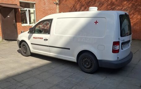 Volkswagen Caddy III рестайлинг, 2011 год, 850 000 рублей, 2 фотография