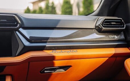 Lamborghini Urus I, 2025 год, 41 870 000 рублей, 13 фотография