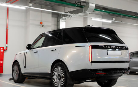Land Rover Range Rover IV рестайлинг, 2024 год, 23 500 000 рублей, 11 фотография