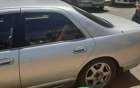 Nissan Skyline, 1993 год, 350 000 рублей, 4 фотография