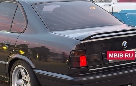 BMW 5 серия, 1992 год, 800 000 рублей, 9 фотография