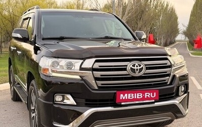Toyota Land Cruiser 200, 2015 год, 5 670 000 рублей, 1 фотография