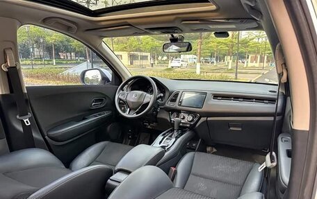 Honda Vezel, 2022 год, 1 466 700 рублей, 7 фотография