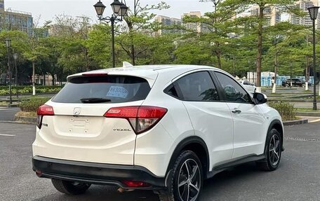Honda Vezel, 2022 год, 1 466 700 рублей, 16 фотография