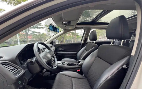 Honda Vezel, 2022 год, 1 264 248 рублей, 4 фотография