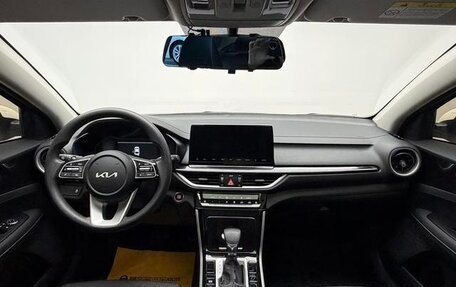 KIA K3, 2023 год, 1 210 005 рублей, 6 фотография