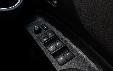 Toyota Sienta II, 2021 год, 1 820 000 рублей, 19 фотография