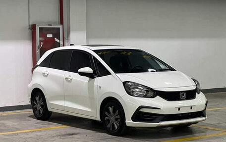 Honda Fit, 2022 год, 1 100 000 рублей, 3 фотография