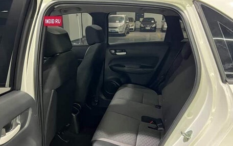 Honda Fit, 2022 год, 1 100 000 рублей, 8 фотография