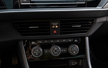 Volkswagen Jetta VII, 2019 год, 1 970 000 рублей, 15 фотография