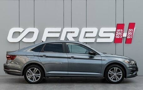 Volkswagen Jetta VII, 2019 год, 1 970 000 рублей, 5 фотография