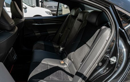 Toyota Camry, 2025 год, 4 399 000 рублей, 9 фотография