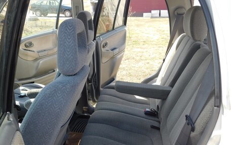 Mazda Proceed Levante II, 1998 год, 290 000 рублей, 7 фотография