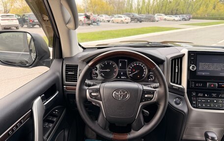 Toyota Land Cruiser 200, 2015 год, 5 670 000 рублей, 34 фотография