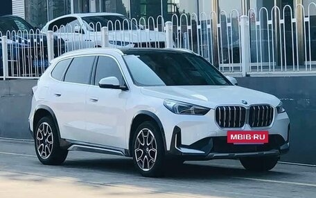 BMW X1, 2023 год, 2 430 000 рублей, 3 фотография