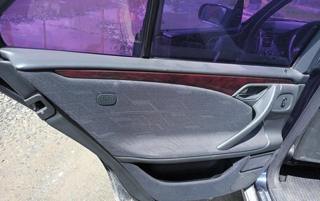 Mercedes-Benz E-Класс, 2001 год, 152 000 рублей, 6 фотография