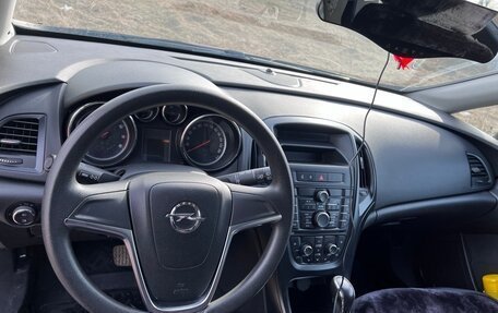 Opel Astra J, 2010 год, 790 000 рублей, 8 фотография