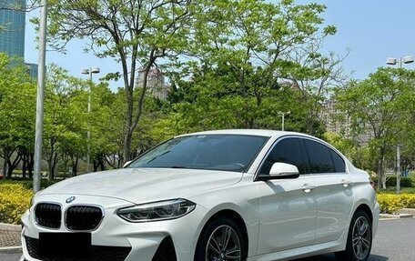 BMW 1 серия, 2022 год, 1 370 000 рублей, 1 фотография