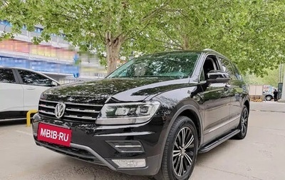 Volkswagen Tiguan II, 2019 год, 1 700 001 рублей, 1 фотография