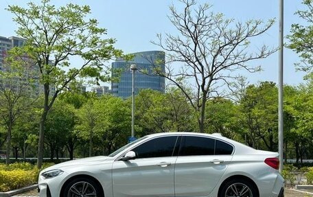 BMW 1 серия, 2022 год, 1 370 000 рублей, 3 фотография