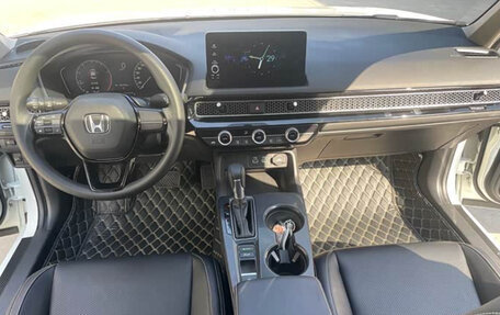 Honda Civic, 2022 год, 1 400 000 рублей, 8 фотография
