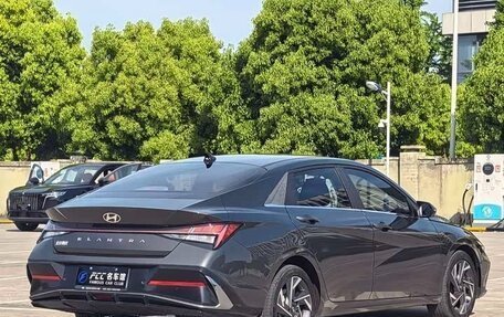Hyundai Elantra, 2023 год, 1 299 153 рублей, 5 фотография