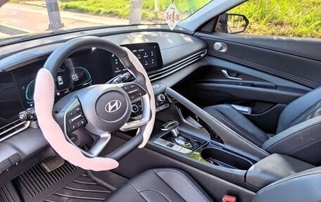 Hyundai Elantra, 2023 год, 1 299 153 рублей, 11 фотография
