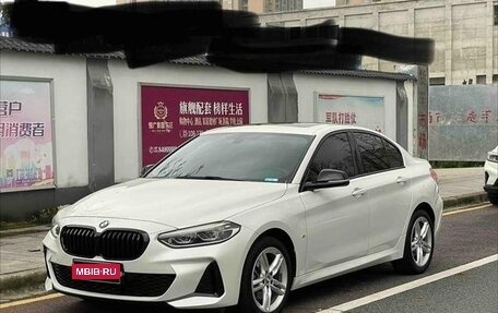 BMW 1 серия, 2022 год, 1 440 000 рублей, 1 фотография