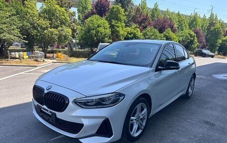 BMW 1 серия, 2022 год, 1 465 000 рублей, 1 фотография