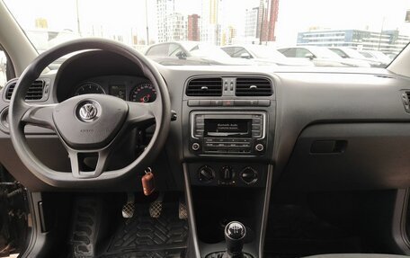 Volkswagen Polo VI (EU Market), 2016 год, 1 099 000 рублей, 18 фотография