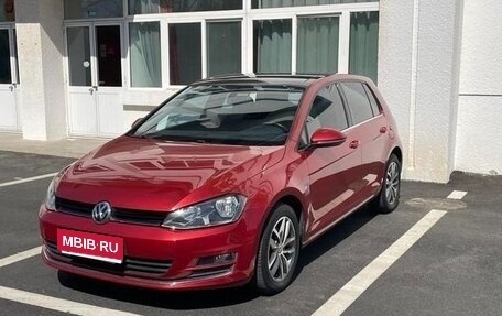 Volkswagen Golf VIII, 2021 год, 1 800 000 рублей, 1 фотография